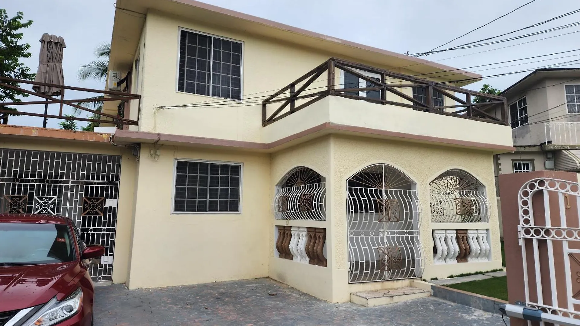 11Onessex2 In The Heart Of Kingston Jamaica Apartment